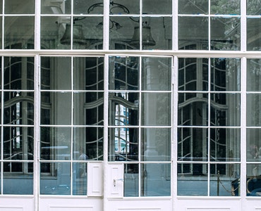 Consturction door window