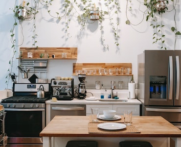 warehouse for importers